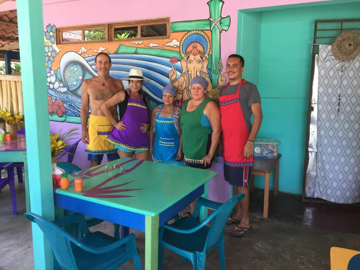 Cafe De La Suerte Villa Pavones  Luaran gambar